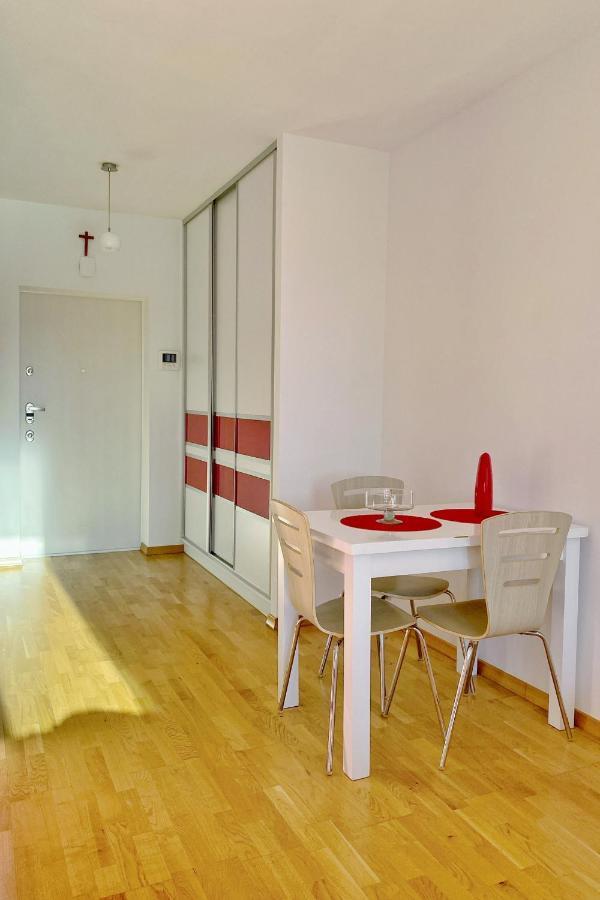 Capital Towers - Apartament Pop-Art Z Widokiem Na Rzeke Rzeszów Buitenkant foto